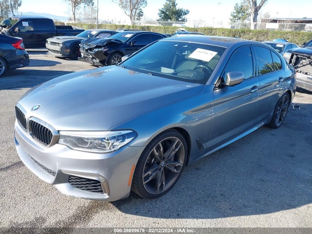 BMW M550i Xdrive 2018 WBAJB9C57JB049340 Image 2