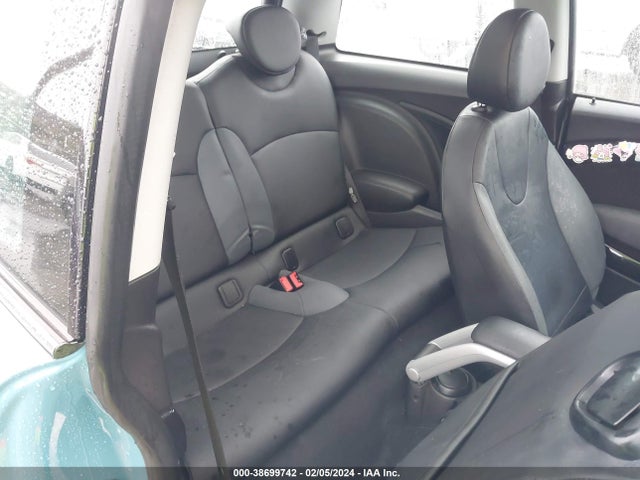 2009 MINI COOPER WMWMF33579TW73336 Photo 7