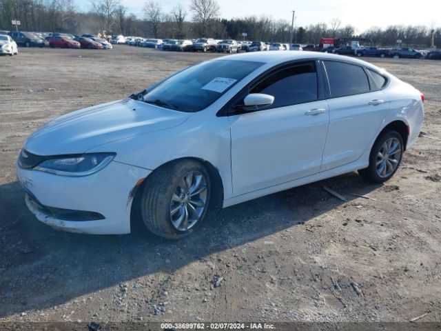 1C3CCCBB0GN113727 Chrysler 200 S