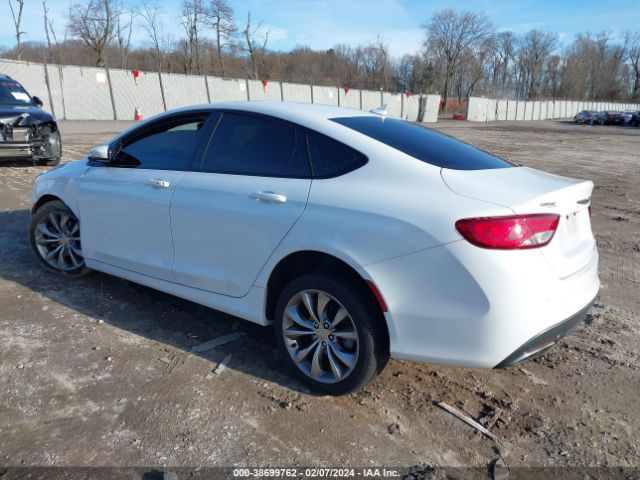 1C3CCCBB0GN113727 Chrysler 200 S