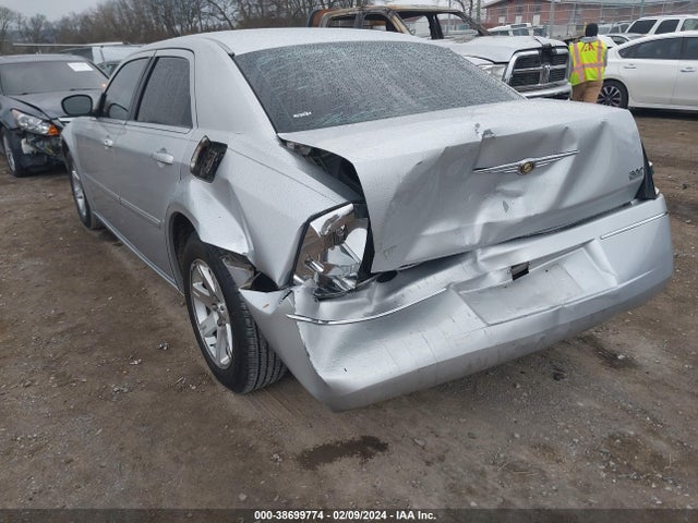 2006 CHRYSLER 300 TOURING VIN: 2C3KA53G76H405681