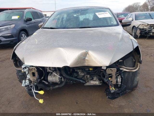 1VWAT7A39FC042331 Volkswagen Passat 1.8t S
