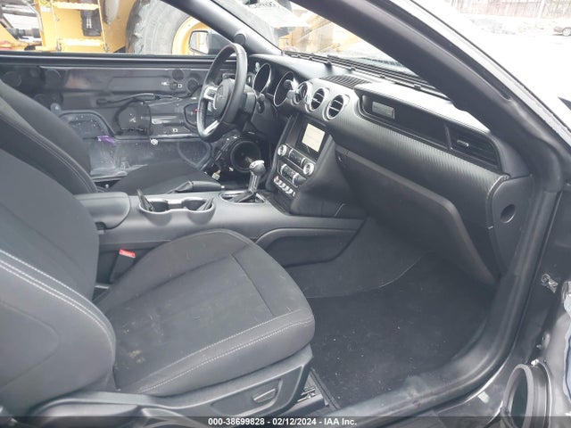 Ford Mustang Ecoboost 2022 1FATP8UH7N5135080 Image 5