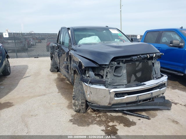 2017 3C6UR5CLXHG615650 main image