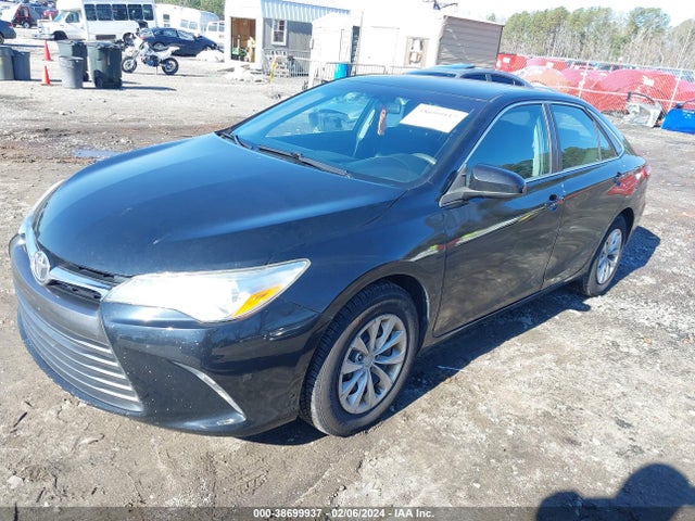 Toyota CAMRY LE 2016 4T4BF1FK3GR571122 Image 2