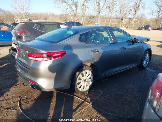 KIA Optima Lx 2018 5XXGT4L38JG267390 Image 4