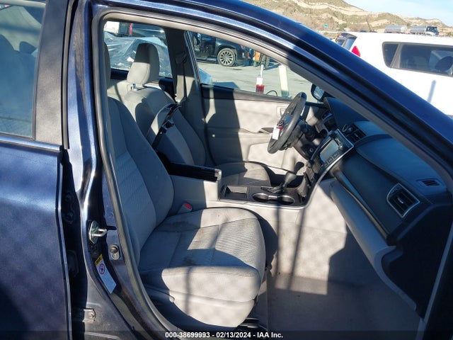 2016 TOYOTA CAMRY LE VIN: 4T4BF1FK4GR520180
