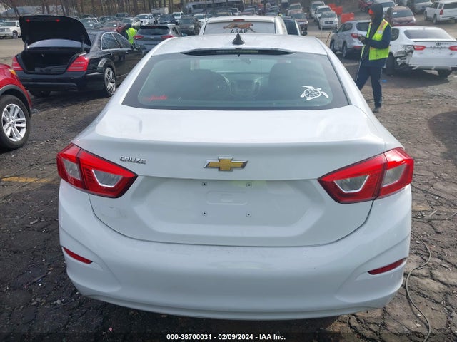 Chevrolet Cruze Ls Auto 2018 1G1BC5SM5J7179988 Image 16