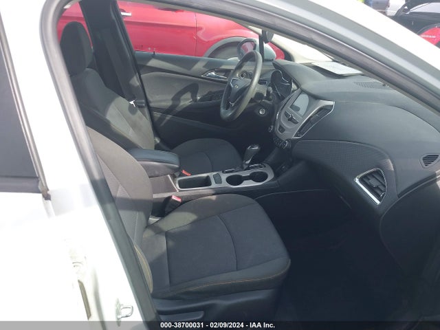 Chevrolet Cruze Ls Auto 2018 1G1BC5SM5J7179988 Image 5