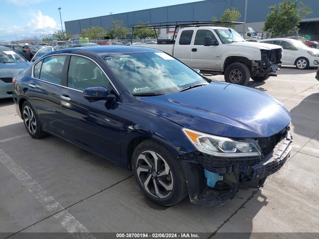 2016 1HGCR2F84GA181590 main image