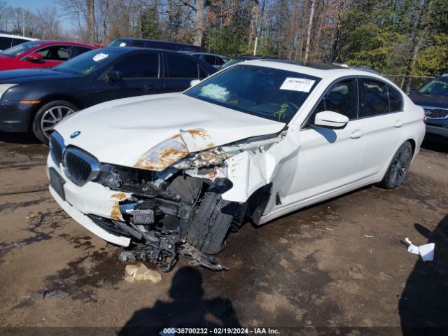 WBAJE5C5XKWW14948 BMW 540I