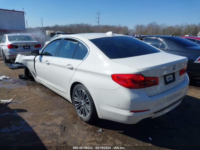 WBAJE5C5XKWW14948 BMW 540I