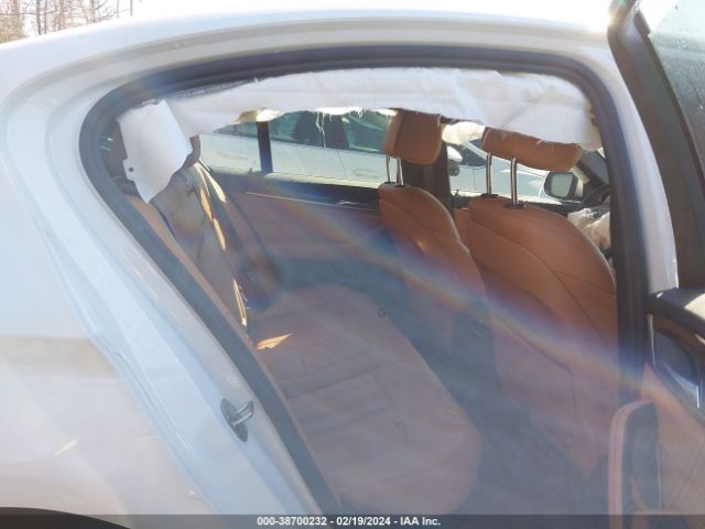 WBAJE5C5XKWW14948 BMW 540I