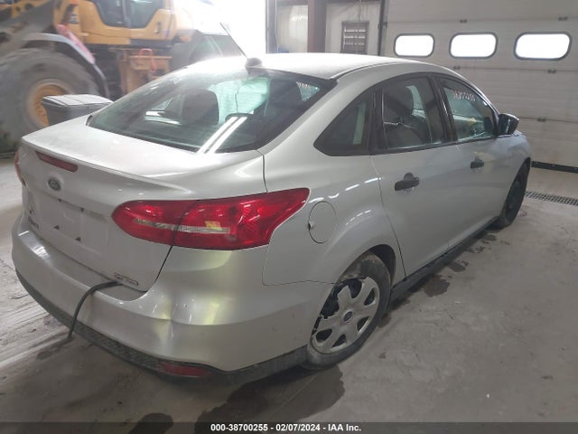 2015 FORD FOCUS S VIN: 1FADP3E25FL293335