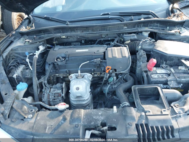 Honda ACCORD EX 2017 1HGCR2F7XHA006480 Image 10