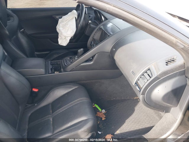 2016 JAGUAR F-TYPE SAJWJ6HL9GMK32674 Photo 4