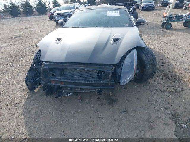 2016 JAGUAR F-TYPE SAJWJ6HL9GMK32674 Photo 5