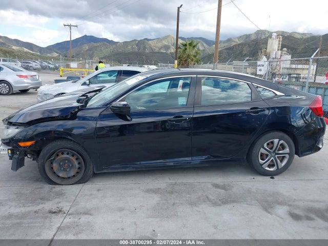 Honda Civic Lx 2018 2HGFC2F59JH508711 Image 14