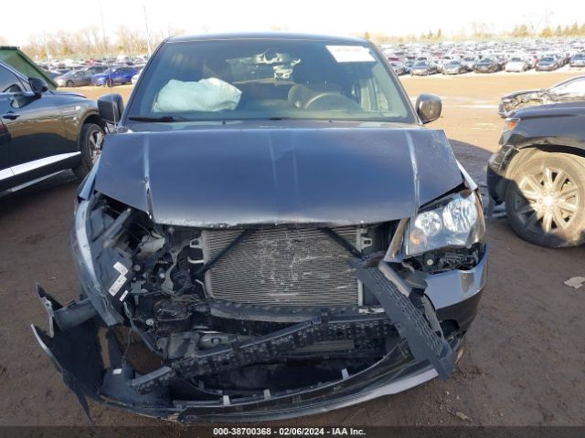 2C4RDGBG7JR197058 Dodge Grand Caravan Se Plus