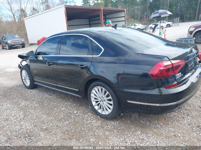 1VWBT7A32HC035034 Volkswagen Passat 1.8t Se
