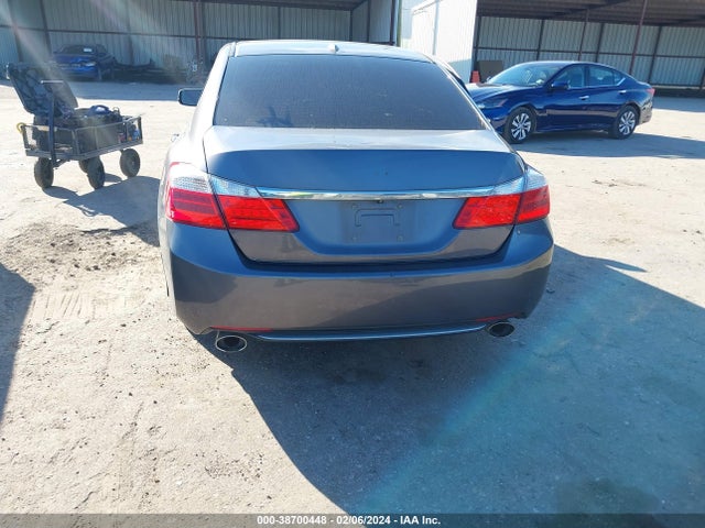 Honda Accord Touring 2015 1HGCR3F93FA021973 Image 16