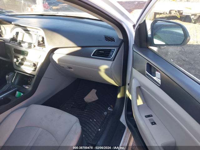 38700478 :رقم المزاد ، 5NPE34AF6FH062828 vin ، 2015 Hyundai Sonata Sport مزاد بيع