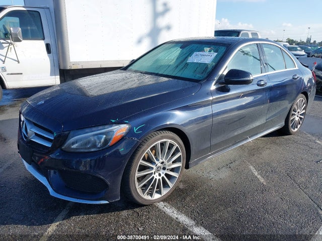 2017 MERCEDES-BENZ C 300 LUXURY/SPORT VIN: 55SWF4JB7HU223518