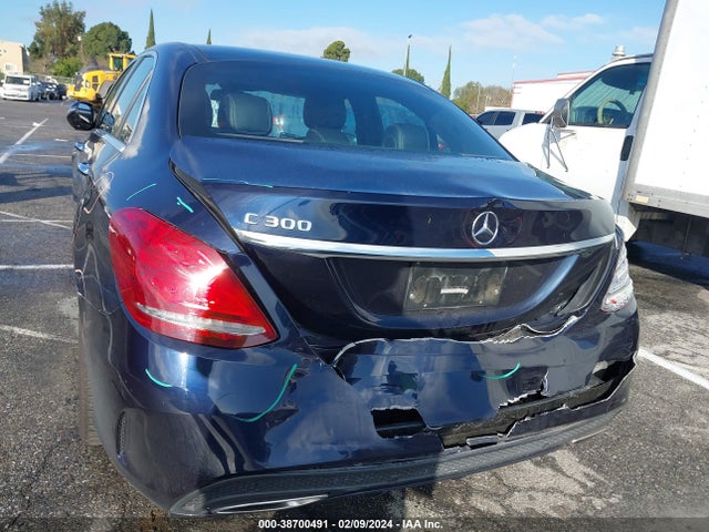 2017 MERCEDES-BENZ C 300 LUXURY/SPORT VIN: 55SWF4JB7HU223518