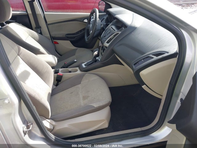 Ford FOCUS SE 2014 1FADP3F2XEL346303 Image 5