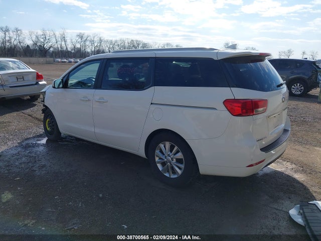 KIA SEDONA LX 2016 KNDMB5C11G6120328 Image 3