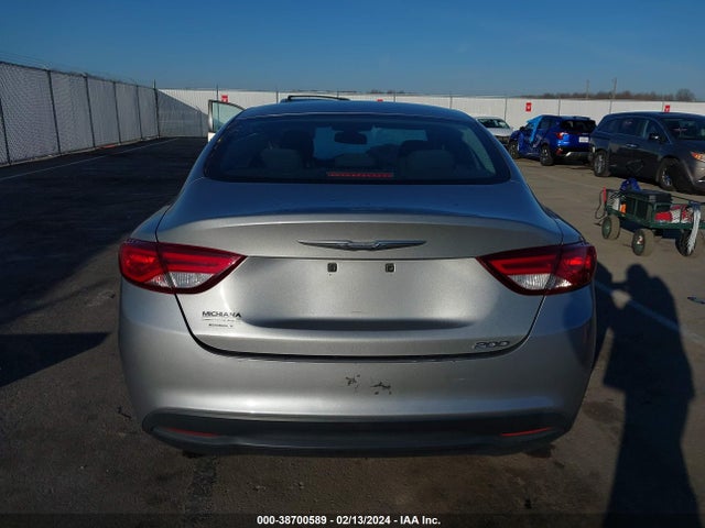 Chrysler 200 Touring 2016 1C3CCCFB2GN182493 Image 17