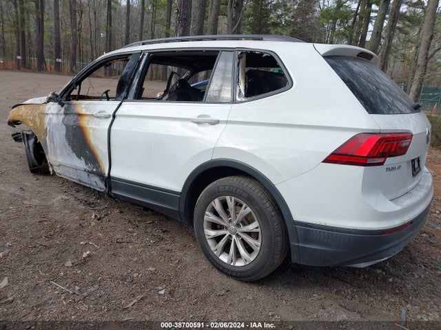 3VV1B7AX2KM071494 Volkswagen Tiguan 2.0t S