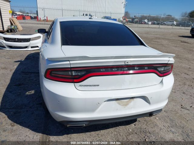 2C3CDXBG1KH745766 Dodge Charger Sxt Rwd