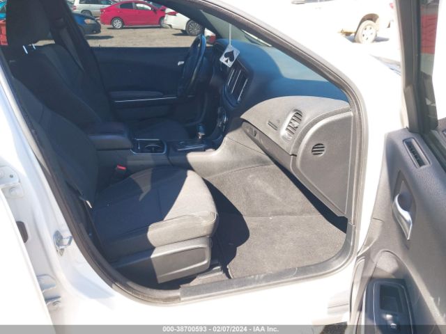 2C3CDXBG1KH745766 Dodge Charger Sxt Rwd