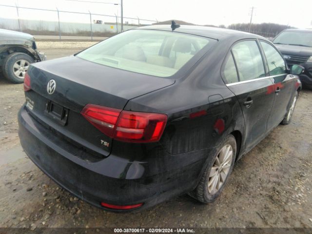 3VWD67AJ5GM304784 Volkswagen Jetta 1.4t Se