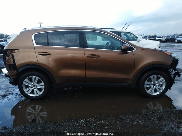 2019 KIA SPORTAGE LX VIN: KNDPM3AC2K7612238