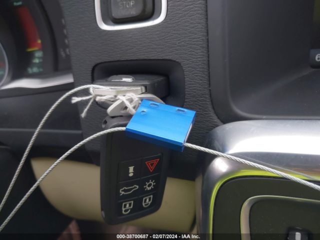 YV140MFC0F1317283 Volvo S60 T5 Premier Plus