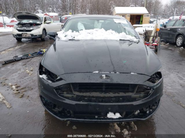 3FA6P0RU6HR403266 Ford Fusion Hybrid Titanium
