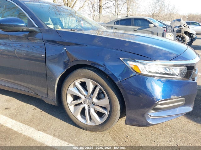 Honda ACCORD LX 2019 1HGCV1F12KA090397 Image 20