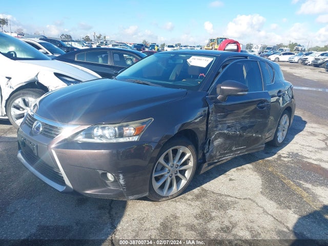 Lexus CT 200H 2014 JTHKD5BH4E2175603 Image 2