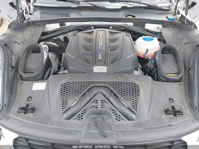 2015 PORSCHE MACAN WP1AB2A54FLB51661 Photo 9