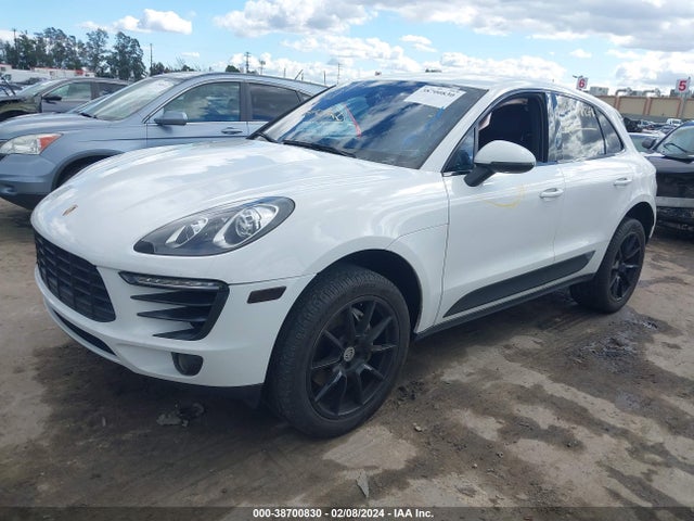 2015 PORSCHE MACAN WP1AB2A54FLB51661 Photo 1
