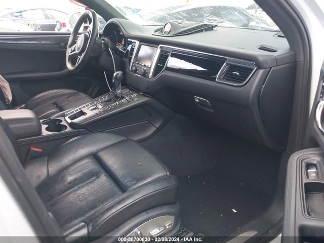 2015 PORSCHE MACAN WP1AB2A54FLB51661 Photo 4