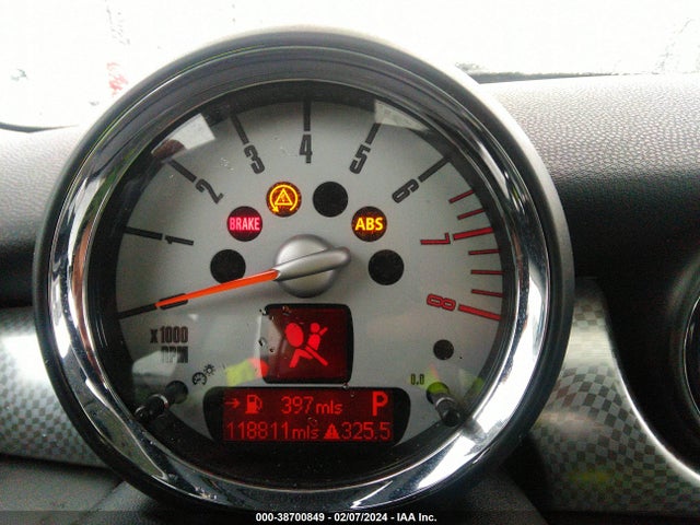 2007 MINI COOPER S WMWMF73517TV30192 Photo 6