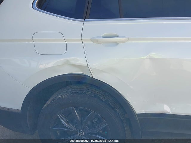 3VVNB7AX5PM014988 Volkswagen Tiguan 2.0t Se