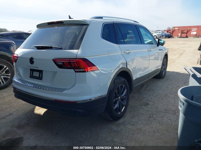 3VVNB7AX5PM014988 Volkswagen Tiguan 2.0t Se