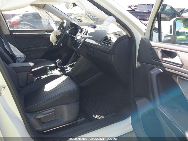 3VVNB7AX5PM014988 Volkswagen Tiguan 2.0t Se