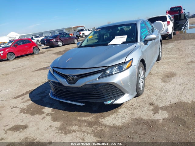 Toyota CAMRY L 2018 4T1B11HK9JU558405 Image 12