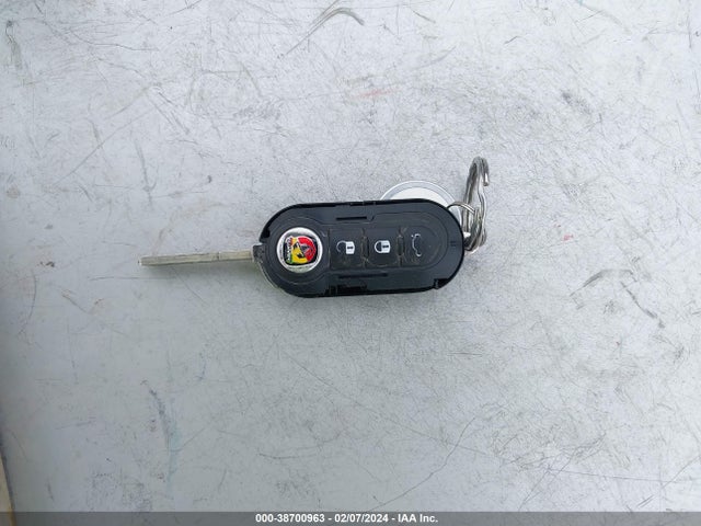 2013 FIAT 500 3C3CFFFH6DT634017 Photo 10