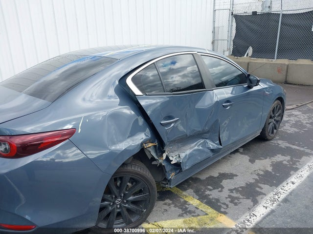 Mazda Mazda3 Carbon Edition 2022 3MZBPACLXNM302297 Image 6